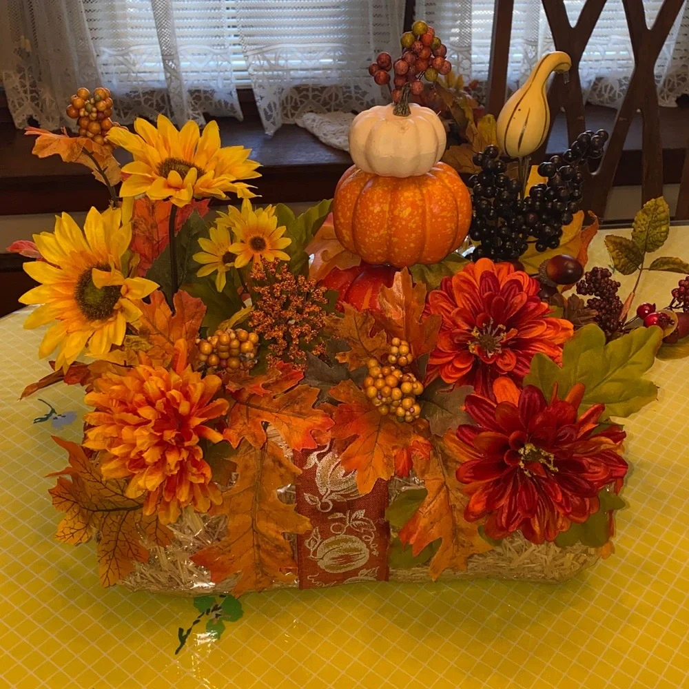 Fall Flower Thanksgiving Arrangement *Free Gift With Purchase * Buyer’s Choice
